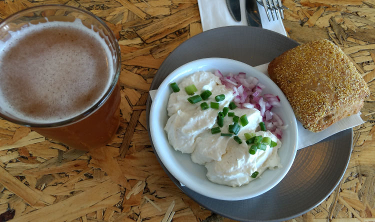 shuk-hacarmel-beer-bazaar2