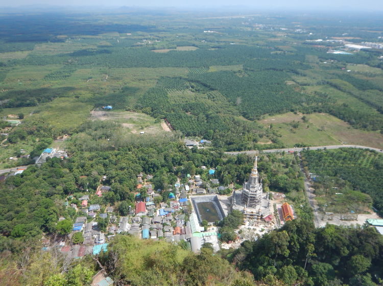 krabi-tample-high-stairs