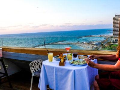 מסעדות מומלצות בתל אביב – מסעדות ממטבחים שונים בעולם, טבעוניות, צמחוניות , גורמה והמבורגריות
