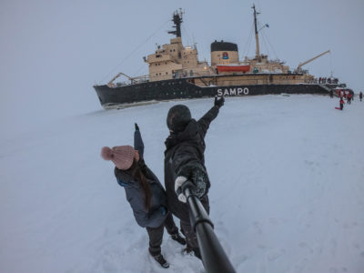 חוויה בלתי נשכחת באונייה שוברת הקרח בלפלנד פינלנד – שייט ושחייה במים הקפואים